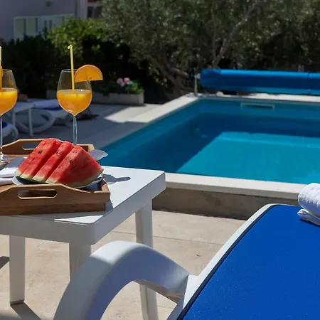 Flores With Private Pool *